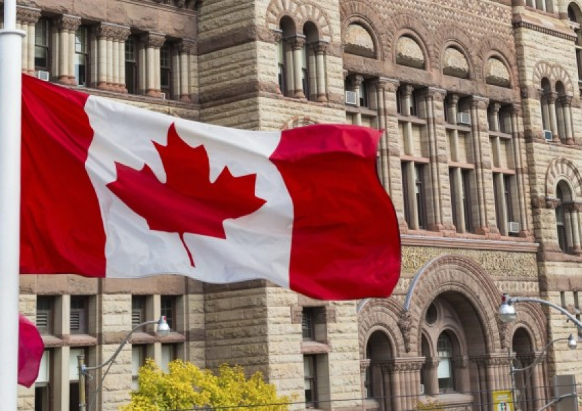 Пътуваме без визи до Канада, но можем ли да работим там?