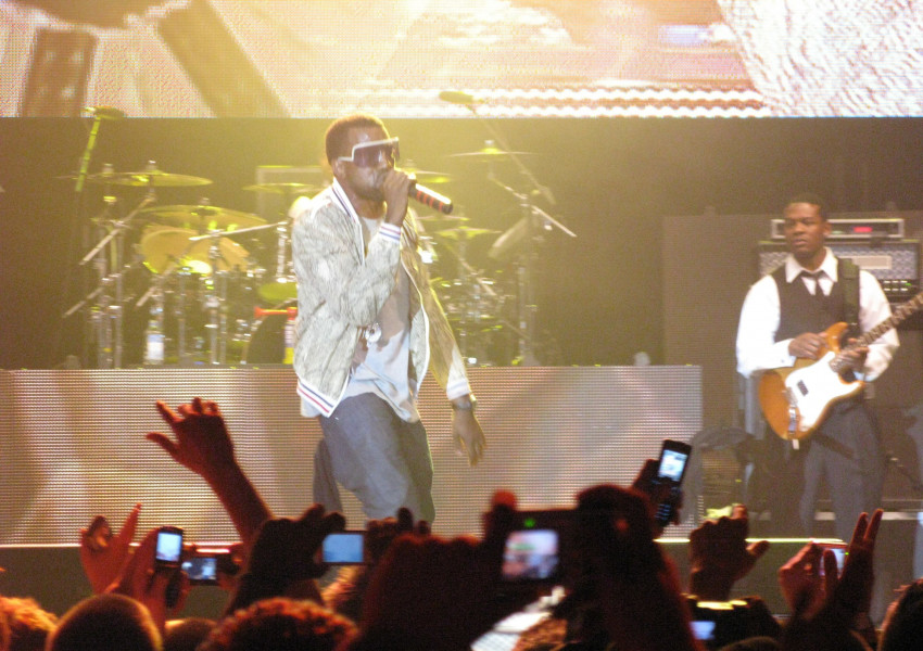 Забрана за Кание Уест? Правителството обмисля да не го допусне във Великобритания