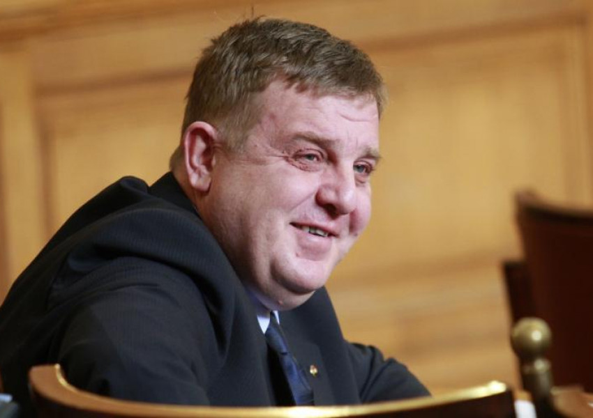 Ще има ли министерство на българите в чужбина?