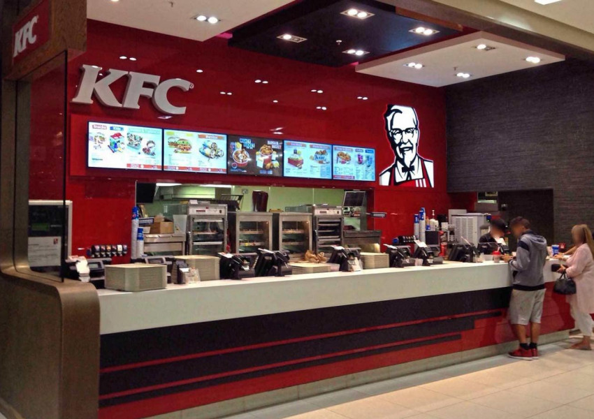 KFC губи лиценз заради нелегални имигранти?