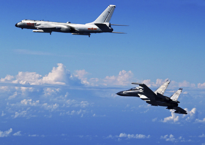 Руски и китайски военни самолети едновременно приближиха въздушните граници на Япония