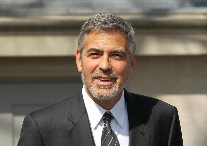 Клуни отива на съд