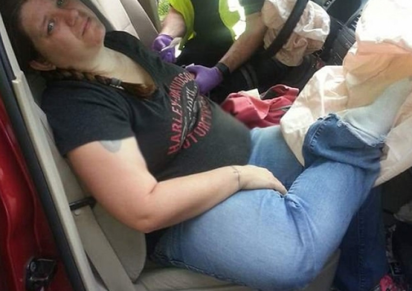 Вдигате ли краката си на таблото на колата? Не го правете!