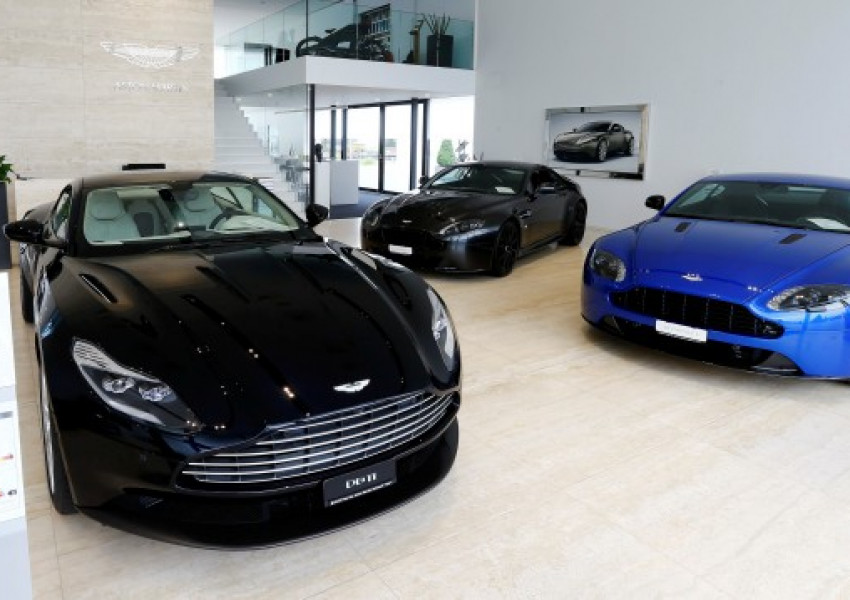 Brexit удря здраво производството на Honda и Aston Martin  