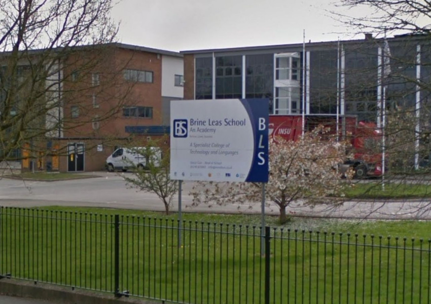 Училище в Англия затвори врати заради коронавируса