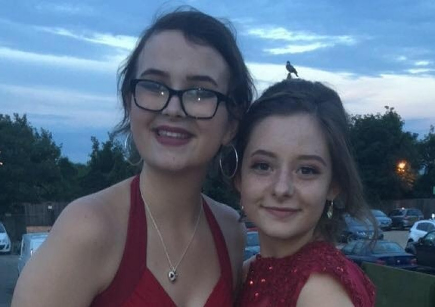 Млада англичанка почина, след като дъвкала косата си с години