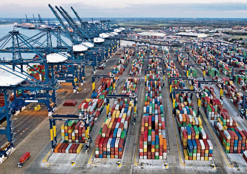 Кризата с доставките във Великобритания удари и пристанищата