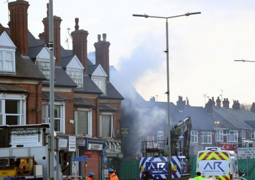 Пет станаха жертвите на взрива в Лестър