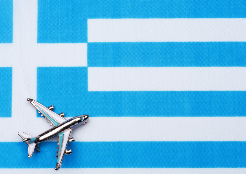 74% спад на пътниците на гръцките летища