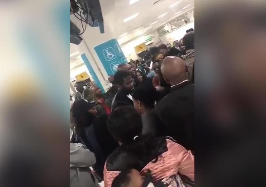 Стотици заклещени на "Гетуик" за пет дни