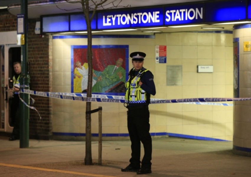Разследват атаката в Лондон като терористичен акт, нападателят бил чернокож