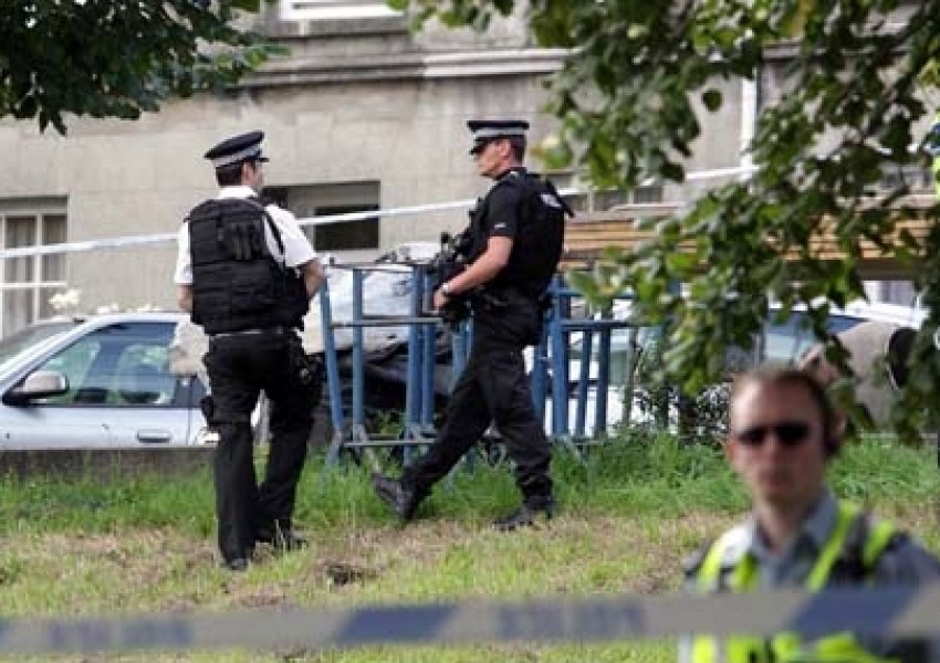 Осъдиха джихадистка, подготвяла атентат срещу катедрала в Лондон