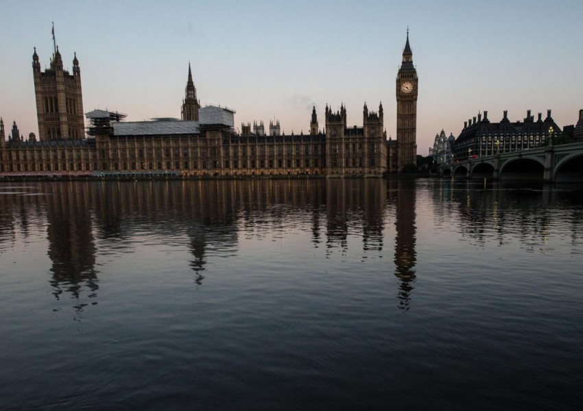 Ремонтът на Уестминстърския дворец ще струва с милиарди повече от предвиденото