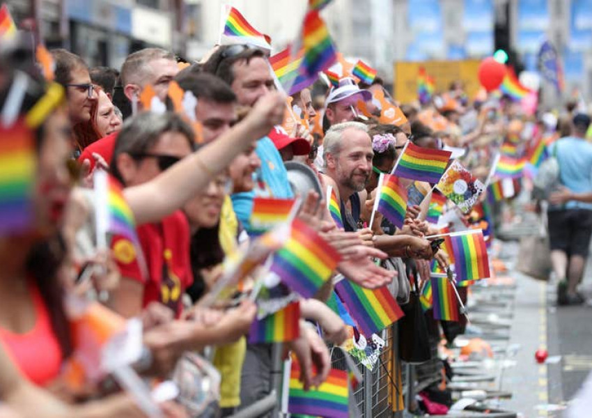 Над 1,5 милиона души ще се включат в гей парада в Лондон
