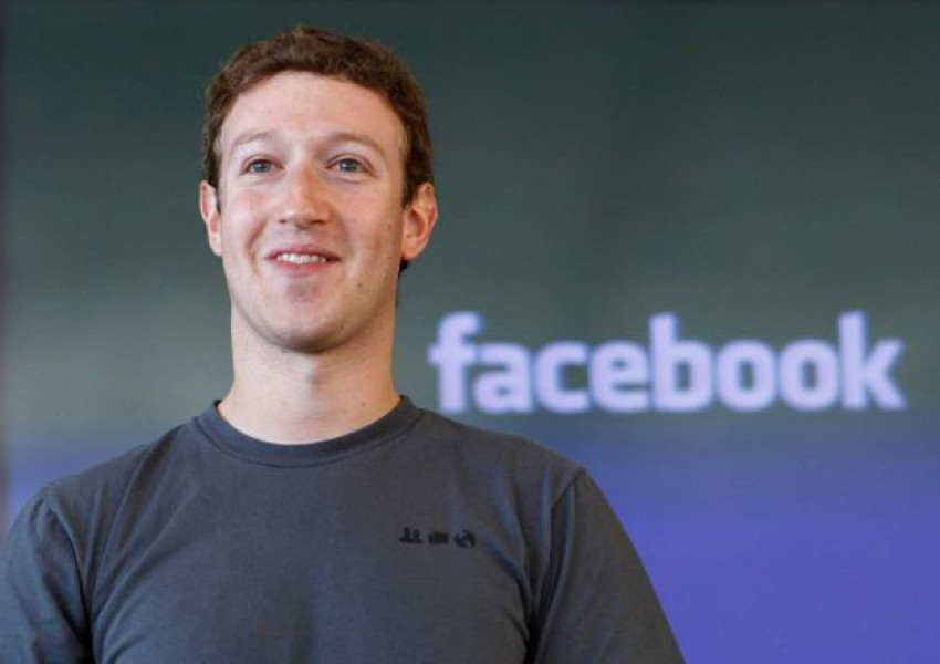 Фейсбук изтри два статуса на Зукърбърг, объркал ги с фалшиви новини