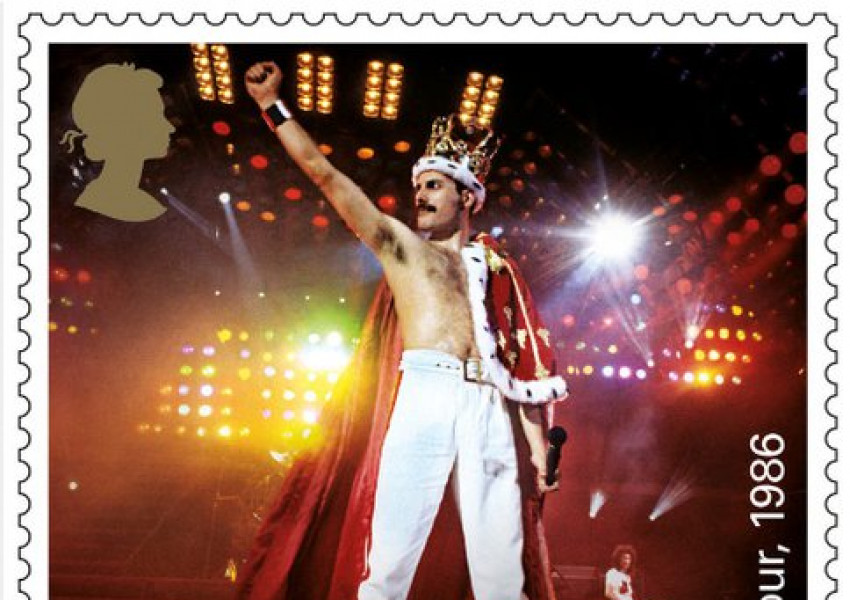 Снимка на деня: Кралска марка за 50-годишнината на Queen