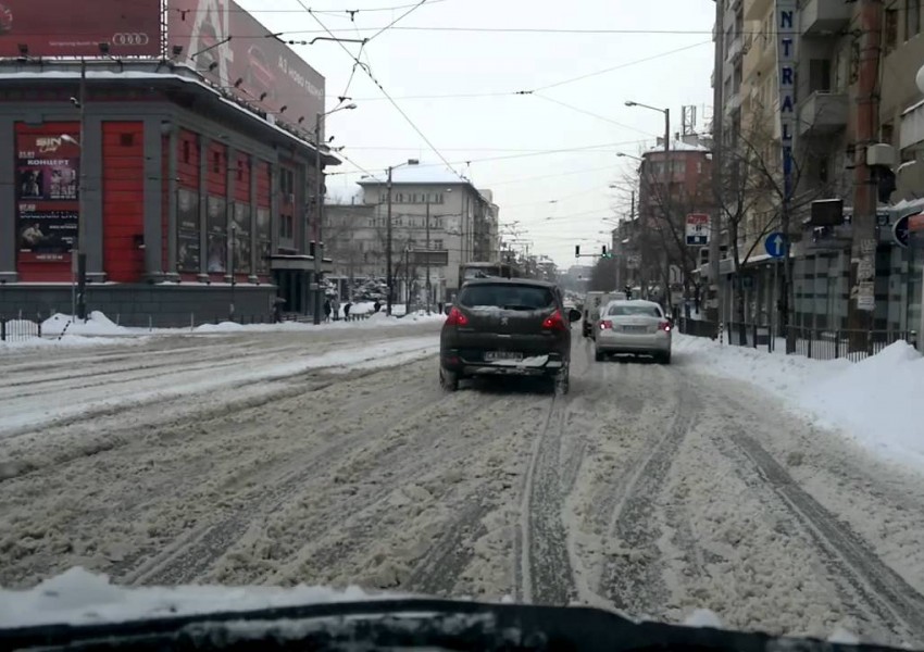 Най-добрите вицове за зимната обстановка в България