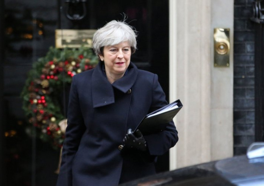 След унижението в Лондон, Мей заминава на важна среща в Брюксел