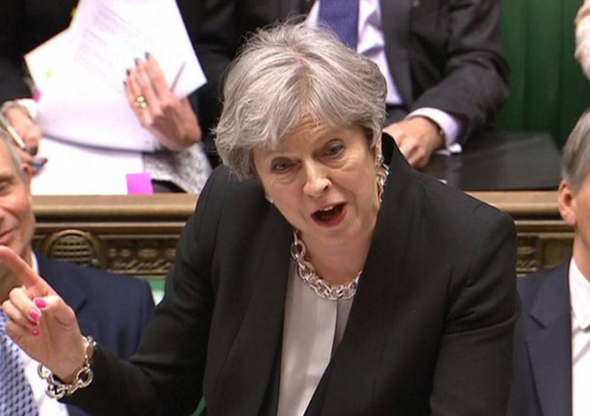 Мей: Ще избегнем негативните резултати от "Брекзит" за още 21 месеца