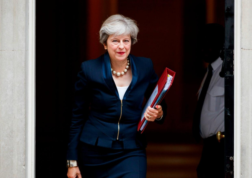 Торите плашат Тереза Мей с бойкот