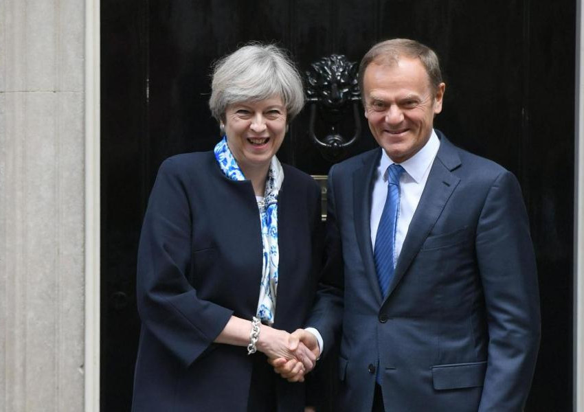 Още лоши новини за Тереза Мей