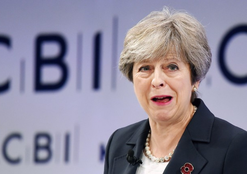 Тереза Мей: Ще се борим с незаконното укриване на данъци