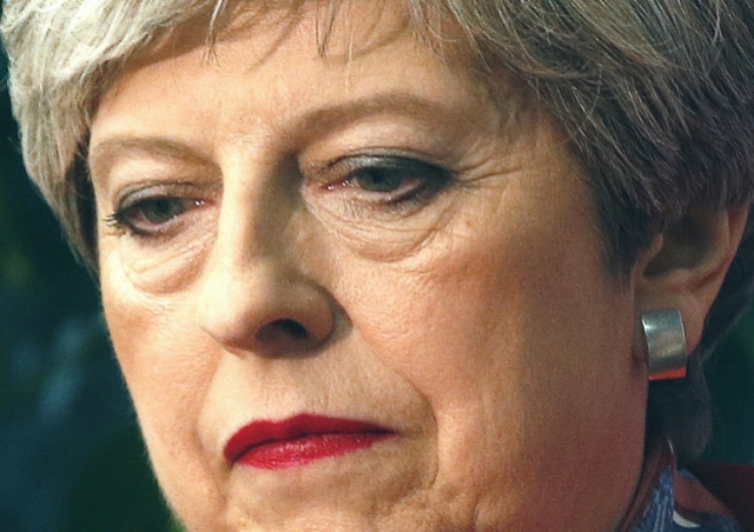 The Sunday Times: Тереза Мей става жертва на преврат?