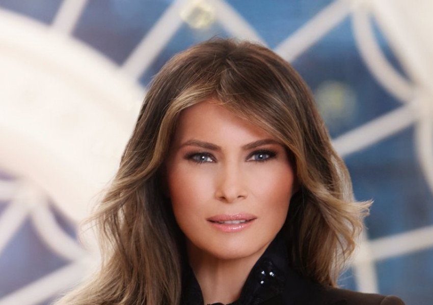 Белият дом пусна първа официална снимка на Мелания Тръмп