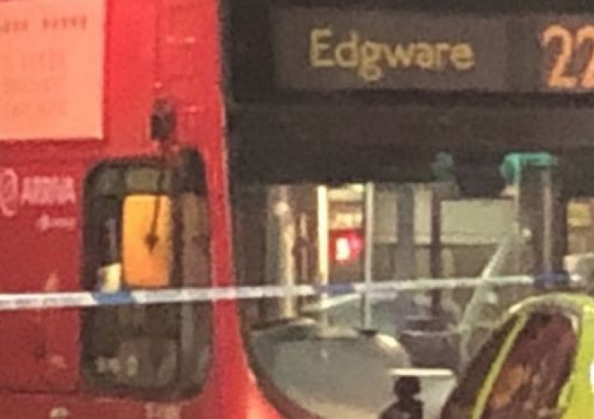 Стрелба пред лондонска метро станция, има пострадал