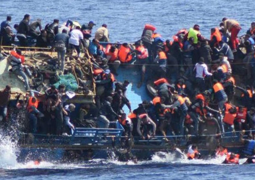 Потъна лодка с 600 бежанци, 29 са се удавили