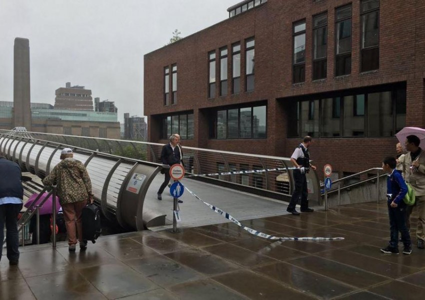 Откриха бомба от Втората световна война край Millennium Bridge