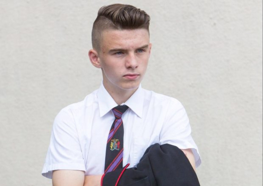 Изгониха момче от британско училище по наистина нелепа причина