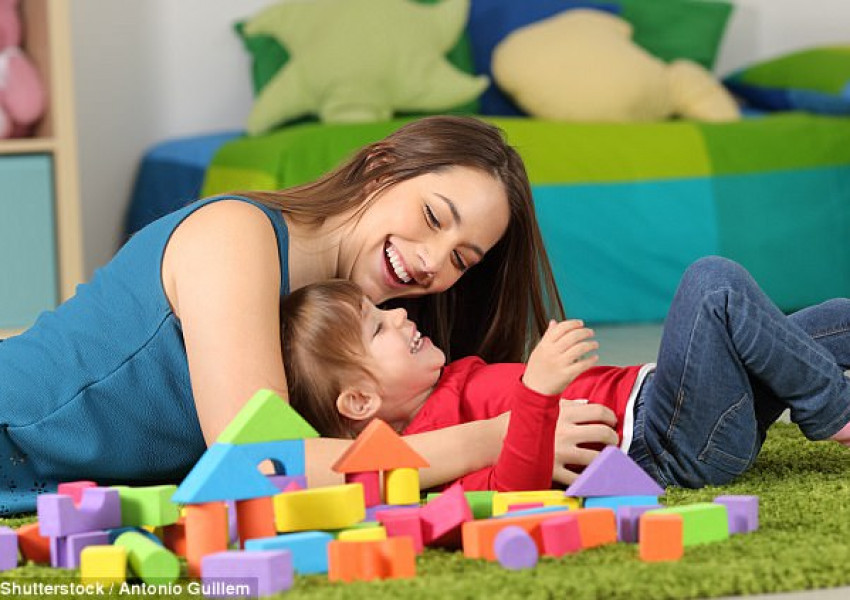 Знаете руски? Ето как да печелите 100 бона заплата в Англия!