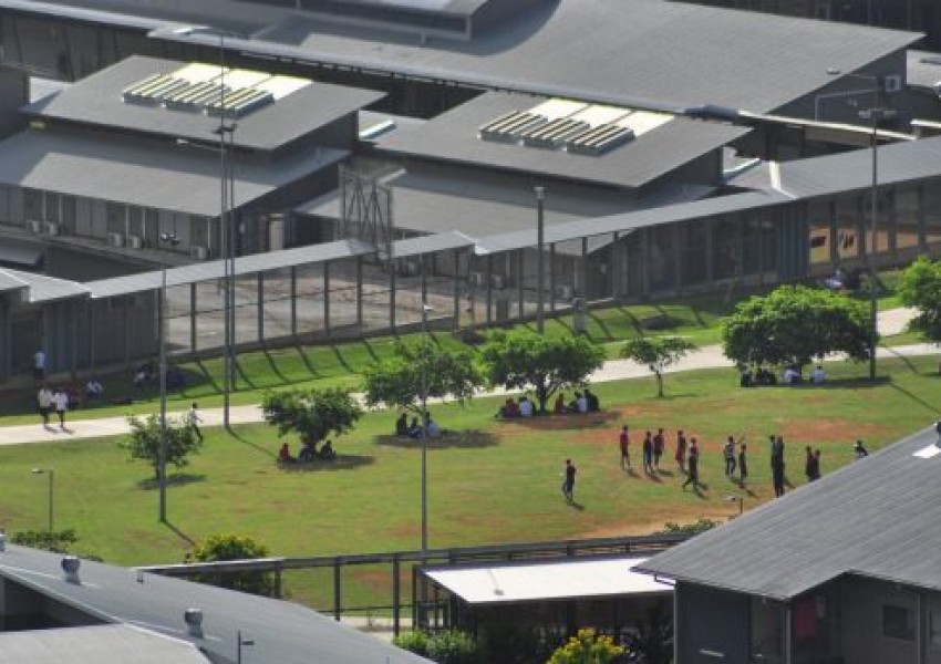 Файловете Науру: злоупотреби с деца в австралийски бежански лагер