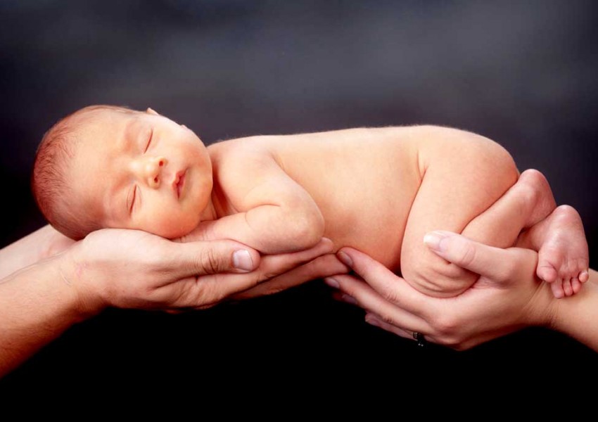 Жена в мозъчна смърт дари живот на здраво бебе