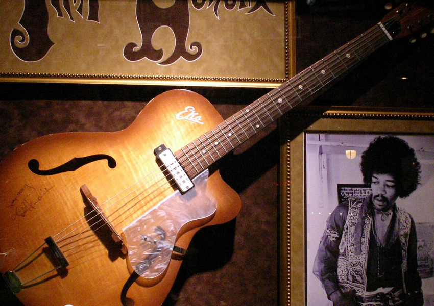 Знаете ли, че Джими Хендрикс е изгрял, като звезда от клуб намиращ се във Форест Гейт - Източен Лондон