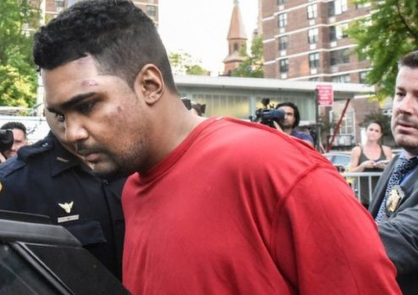 Мъжът, врязал колата си в пешеходци, "чувал гласове"