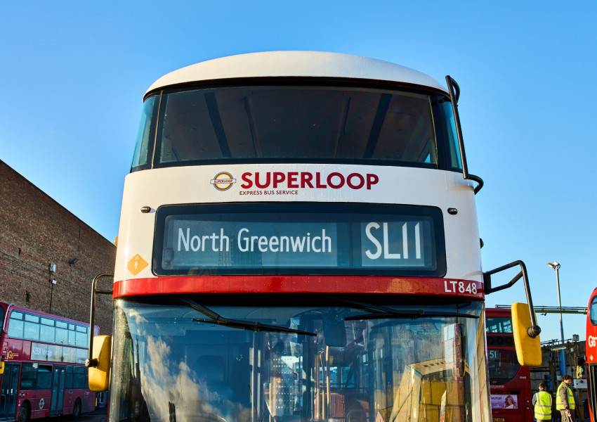 Полезно за пътуващите: Пуснаха новата експресна линия Superloop SL11 в Лондон