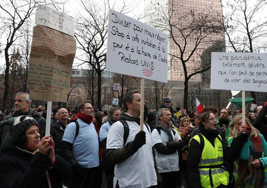 Отново хиляди протестираха в Брюксел срещу нововъведените ковид мерки и ограничения 