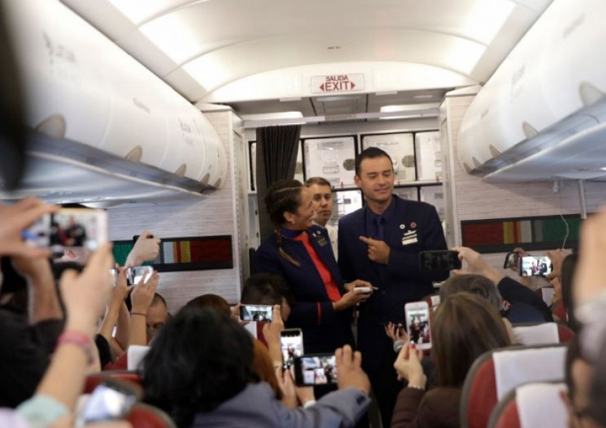 Папата венча чилийска двойка по време на полет