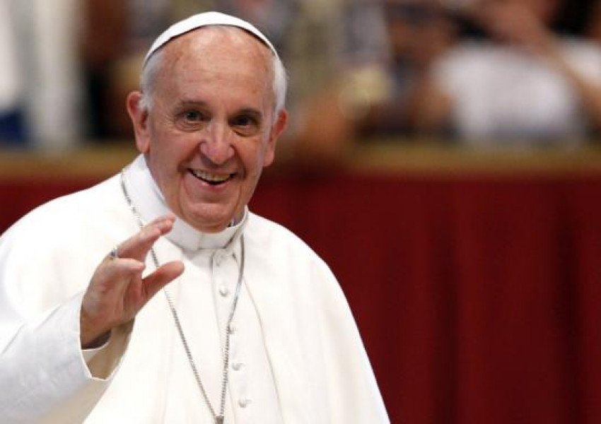 Папа Франциск: Ще обикнем това, което ни се струваше дреболия