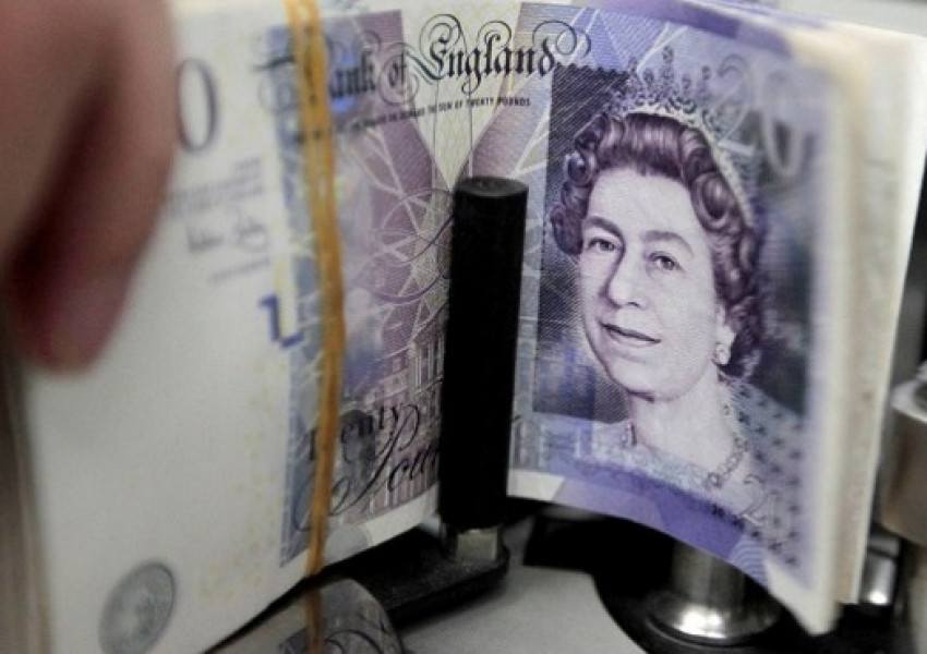 Паундът ще е с рекорден ръст след "Брекзит"