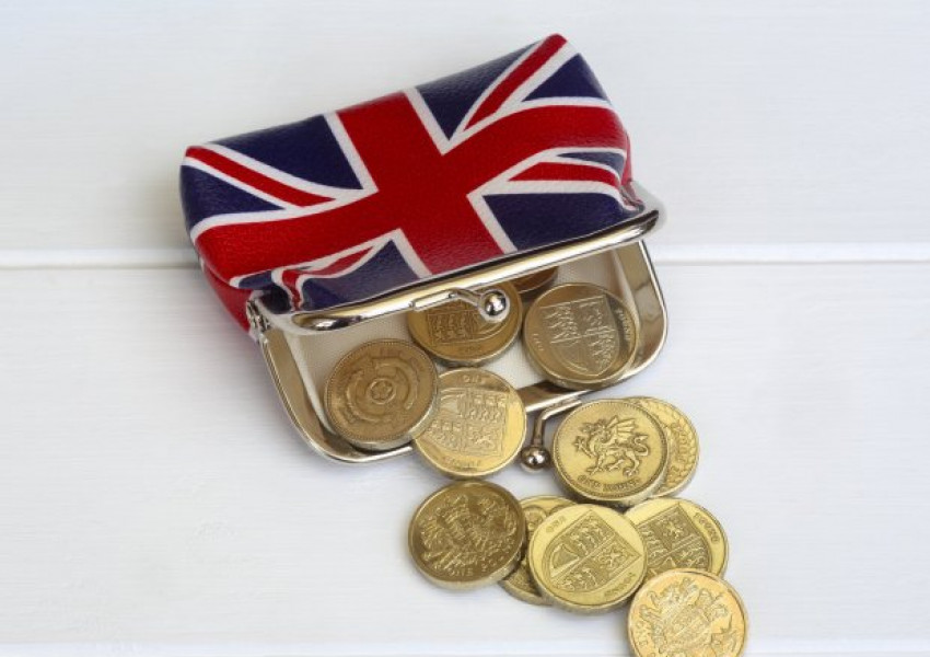 Старата монета от 1 паунд вече излезе от обращение, къде да я сменим?