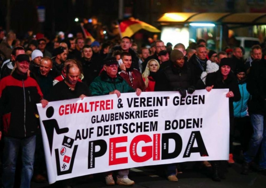 Германия се надига! 3 000 на протест срещу Меркел