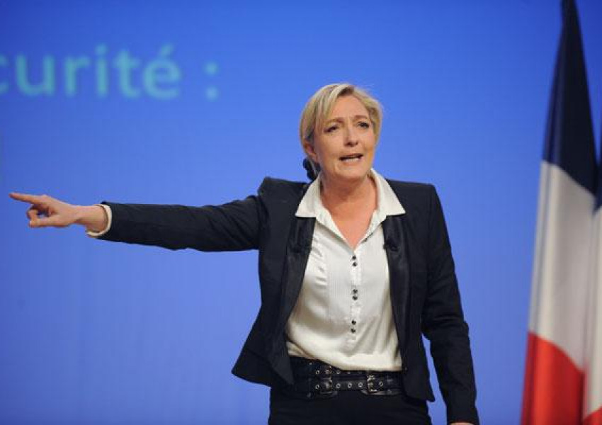 Мари Льо Пен иска забрана на всички имигранти