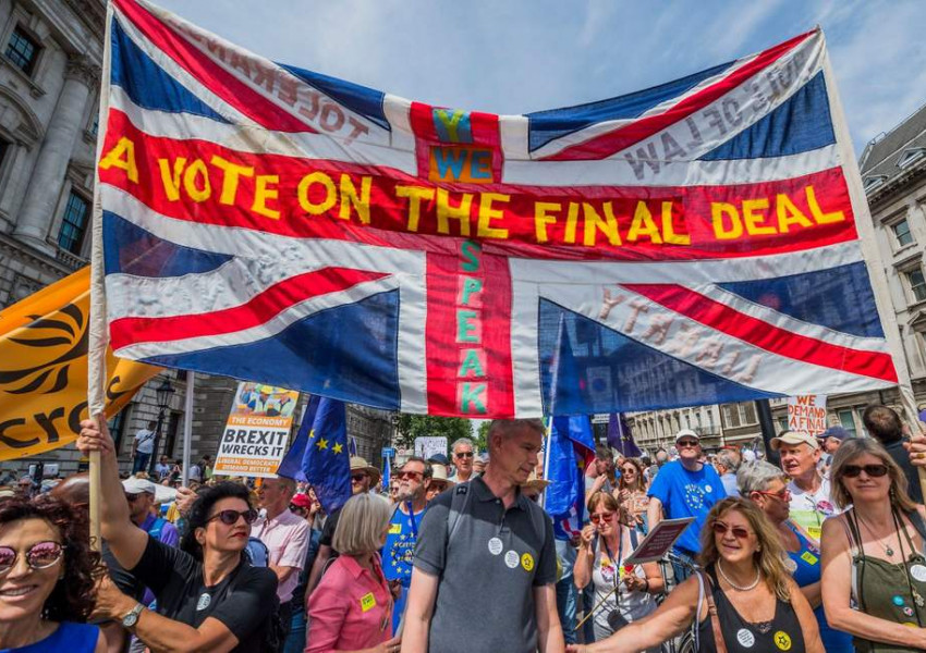 Мащабен протест с искане за нов референдум за Брекзит в Лондон