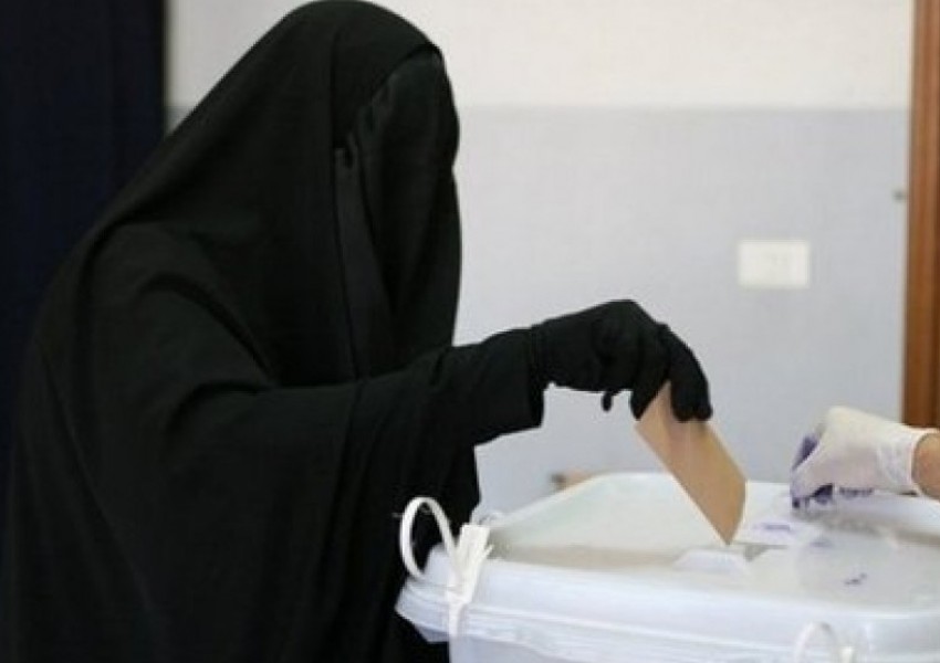 Жените в Саудитска Арабия вече гласуват и се кандидатират при избори
