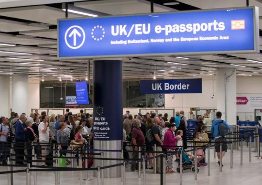 5 мита за мигрантите във Великобритания