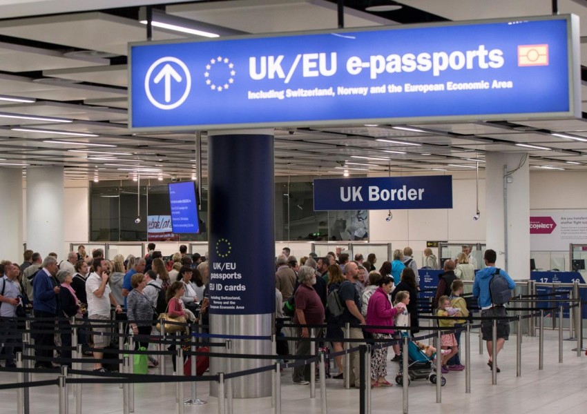 Великобритания може да спре приема на мигранти от ЕС за 7 години