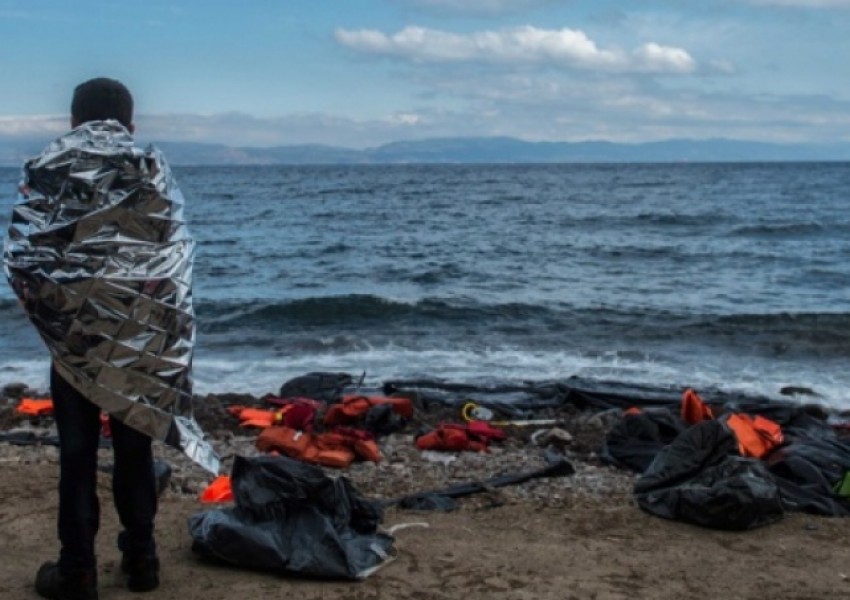 Над 400 мигранти загинаха по пътя си към Европа